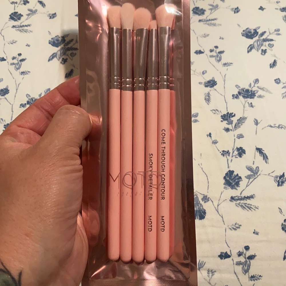 MOTD Cosmetics Eyeshadow Brushes